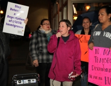 Alicia Wilson ’96 speaks at a demonstration